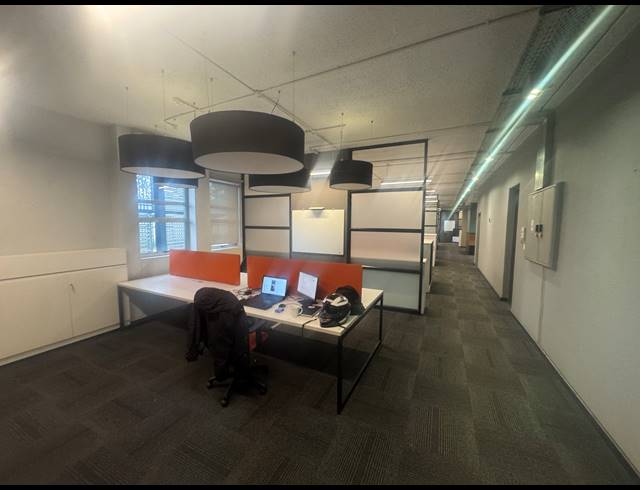 314M² OFFICE TO LET IN WYNBERG